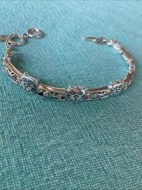 Cookie Lee Silver Tone Cat Fish Link Tennis Bracelet Retired Adjustable